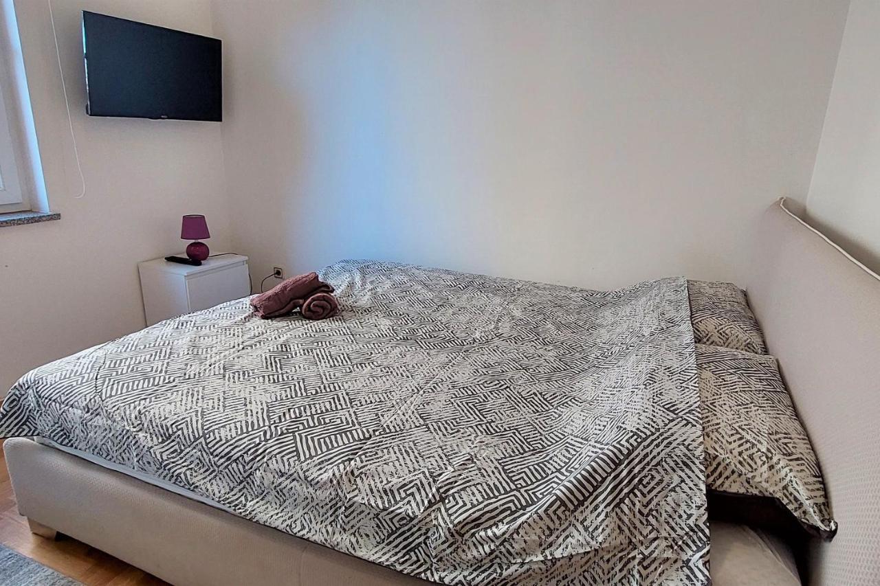 Apartman Crikvenica 35862 - Rea Exterior photo